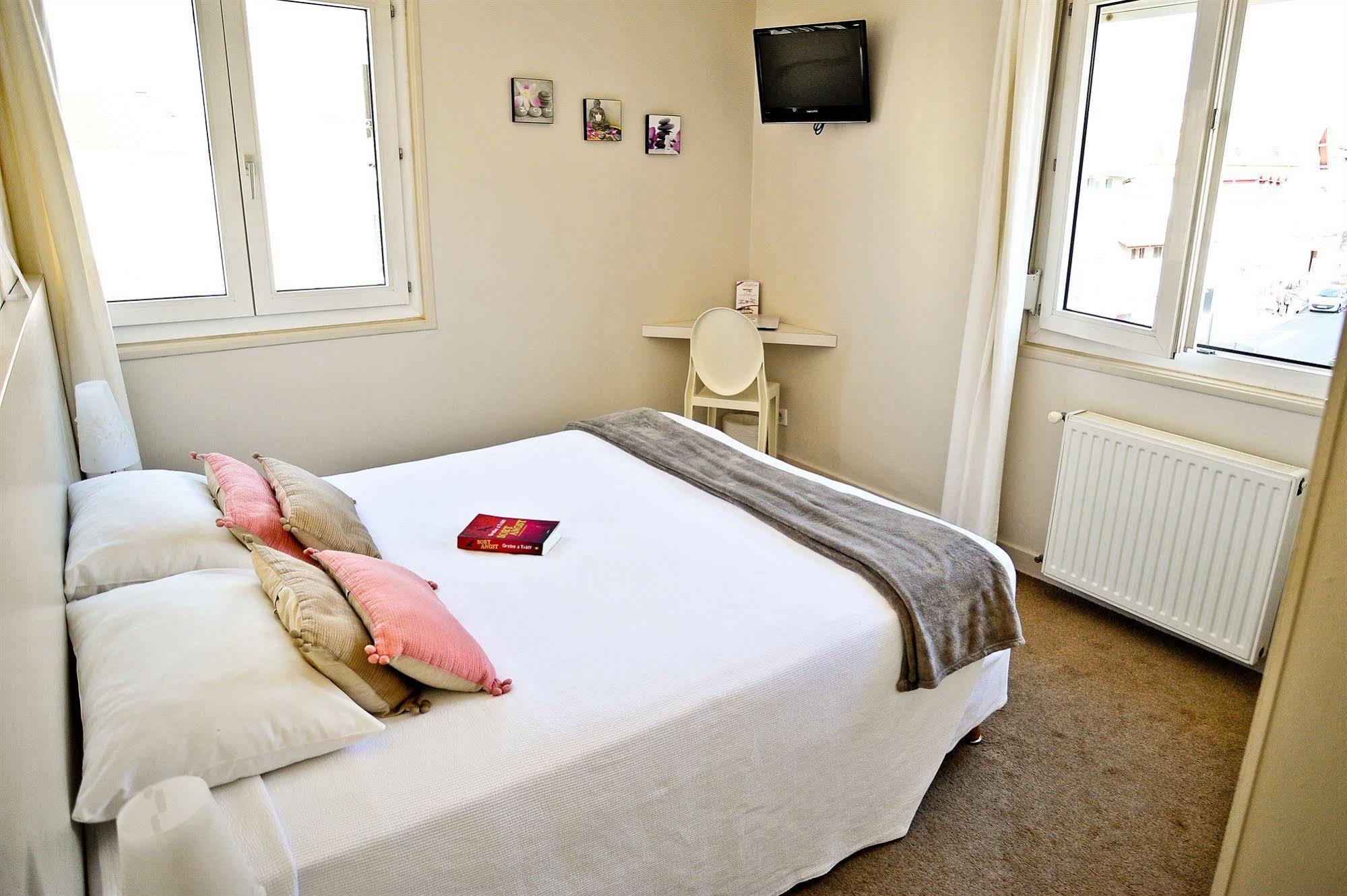 Hotel Oxo Биарриц Экстерьер фото